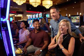 Antarmuka aplikasi mobile cipit77 menampilkan meja American Roulette dengan tata letak taruhan