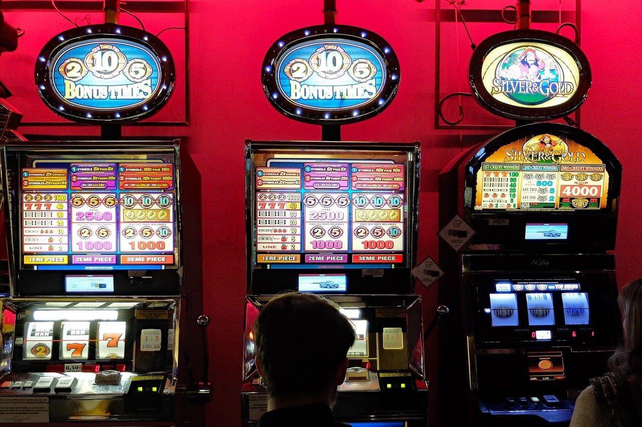Tampilan meja baccarat tanpa komisi di studio dealer langsung cipit77